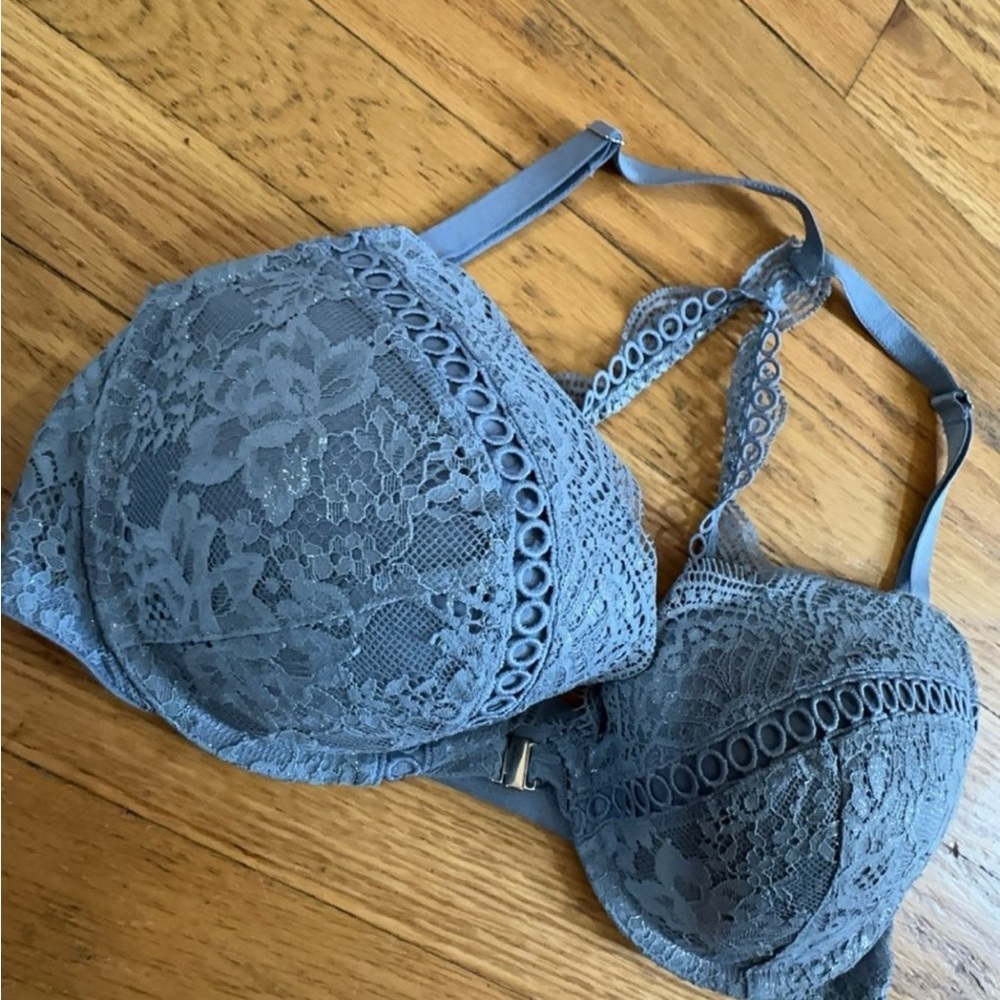 2 Victoria’s Secret Pushup Bra Bundle